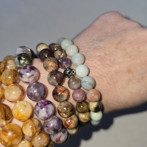 8mm Amazonite Bracelet - Picture 5 of 6